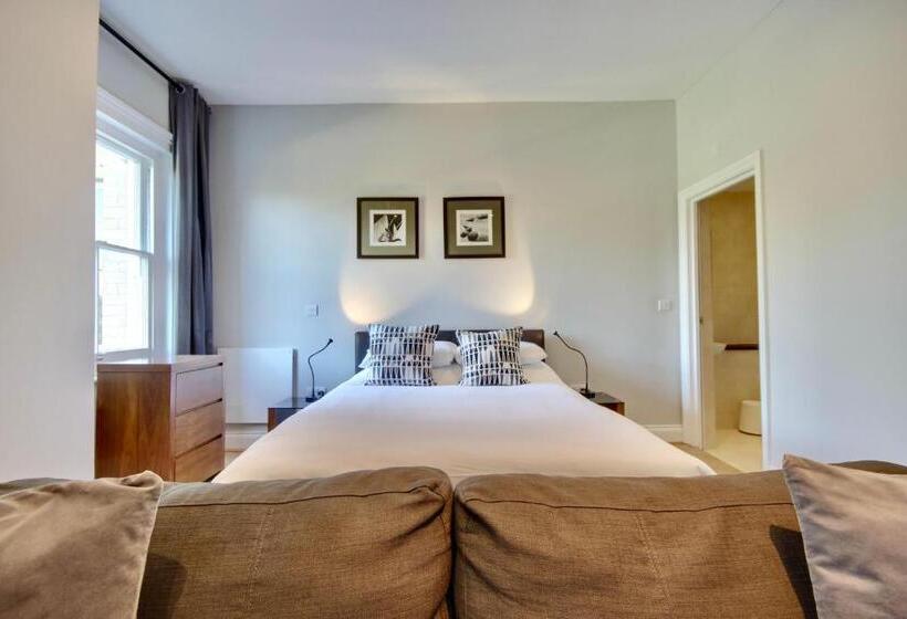 דירת חדר, Orange Grove Hotel & Gardens