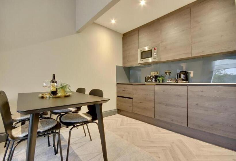 סוויטה דלוקס, Orange Grove Hotel & Gardens