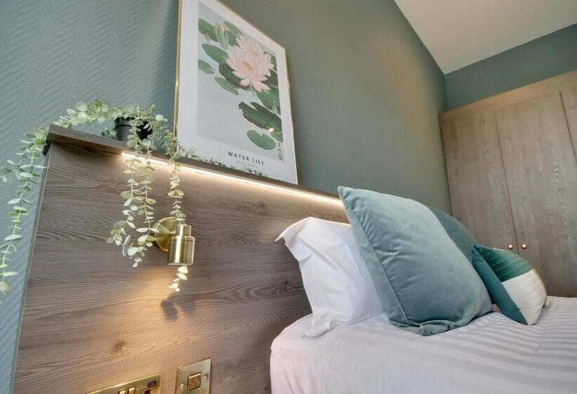 סוויטה דלוקס, Orange Grove Hotel & Gardens