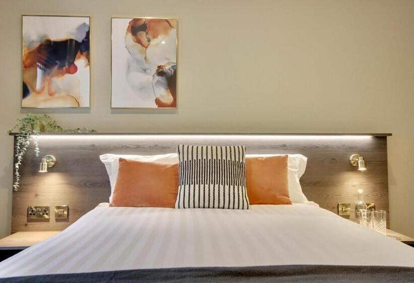 חדר דחוקס עם מיטת קינג, Orange Grove Hotel & Gardens