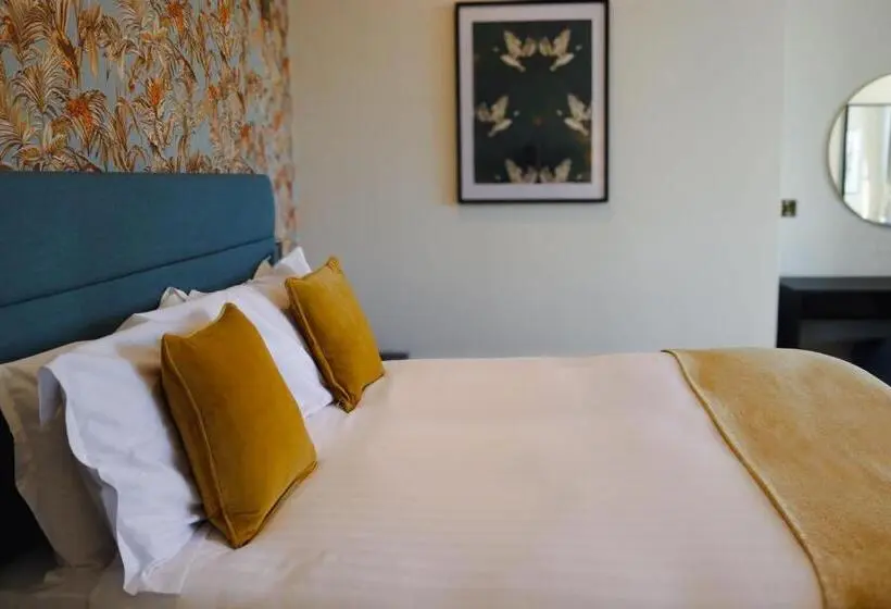 キングサイズベッドのスタンダードルーム, Orange Grove Hotel & Gardens