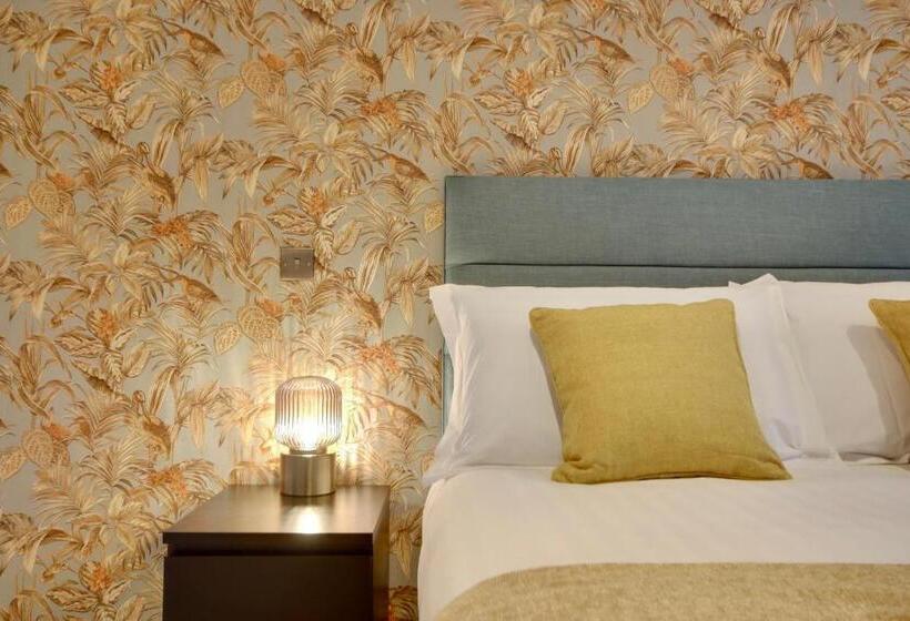 חדר משפחתי דלוקס, Orange Grove Hotel & Gardens