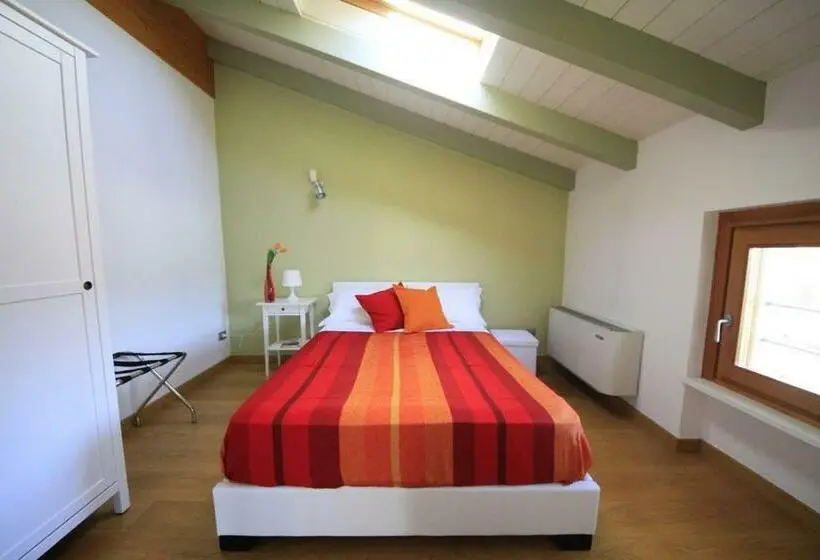 ベーシックルーム, B&b La Mondina