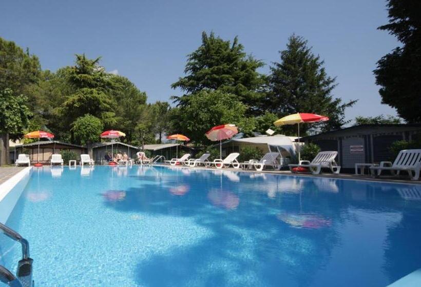 شقة غرفتين, Camping Garden Tourist