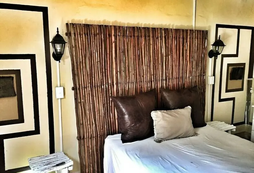 ダブルベッドスタンダードルーム, Molo Molo Game Reserve