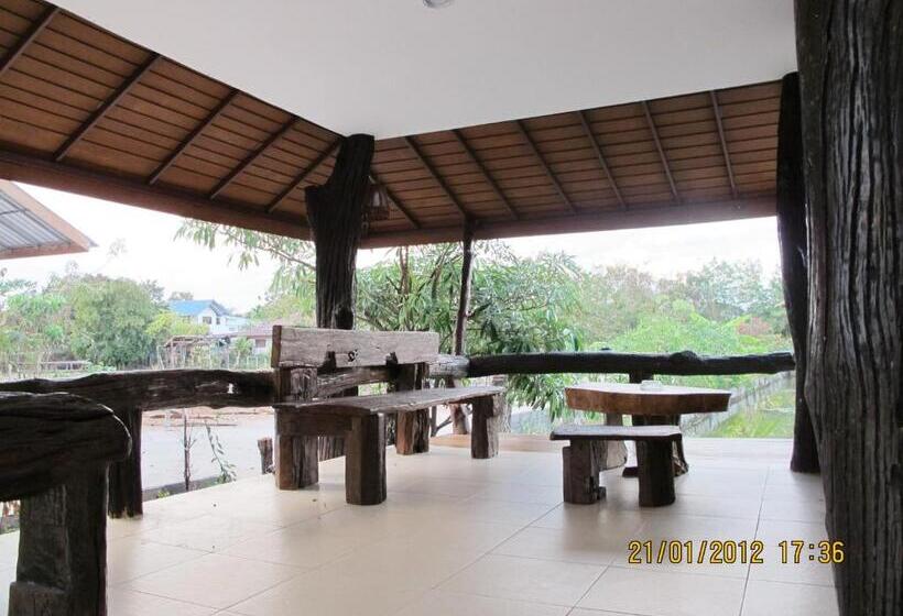 סוויטה, Pruksa Garden