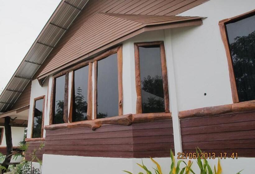 סוויטה, Pruksa Garden