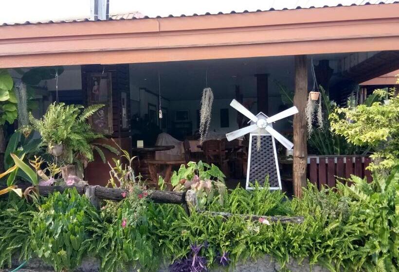 חדר פרמיום לארבעה, Pruksa Garden