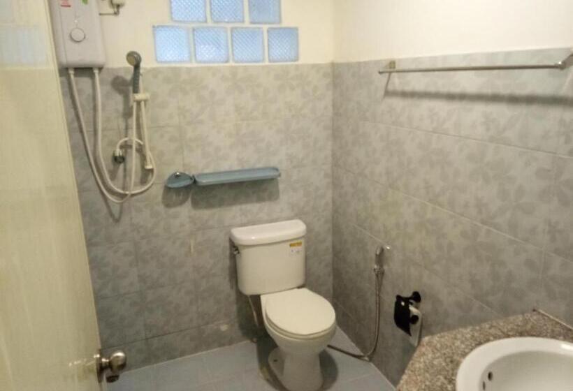 חדר פרמיום לארבעה, Pruksa Garden