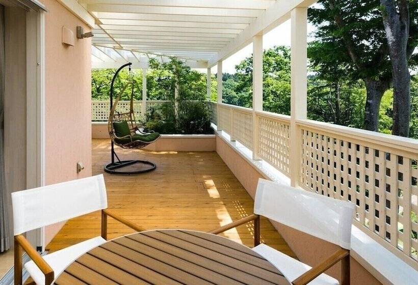 סוויטה דלוקס, Koyarunosato Doggys Island