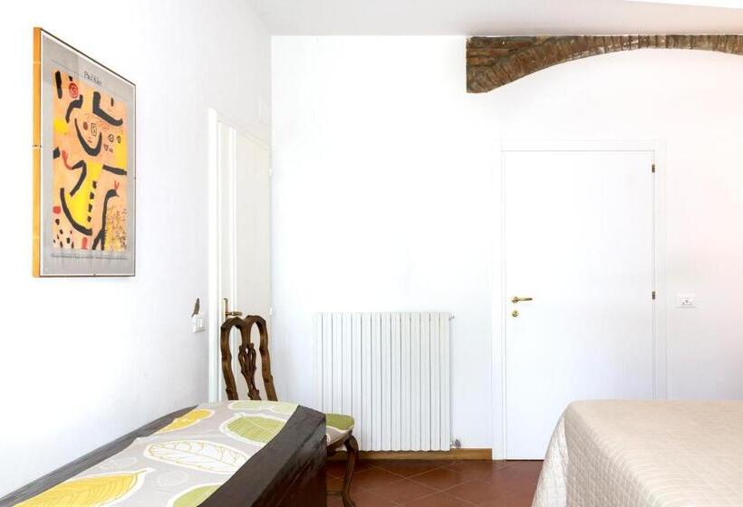 Номер Стандарт, Agriturismo Podere Rondinaio