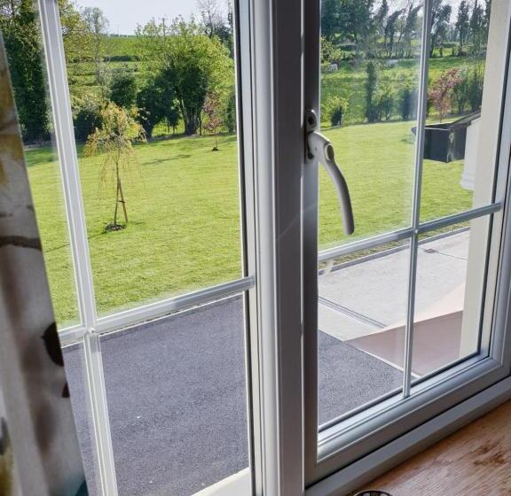 غرفة ديلوكس, Nellies Cottage B&b