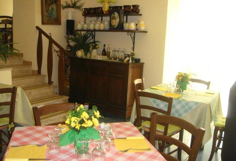 テラス付き1ベッドルームアパートメント, Casale Villa Marzia