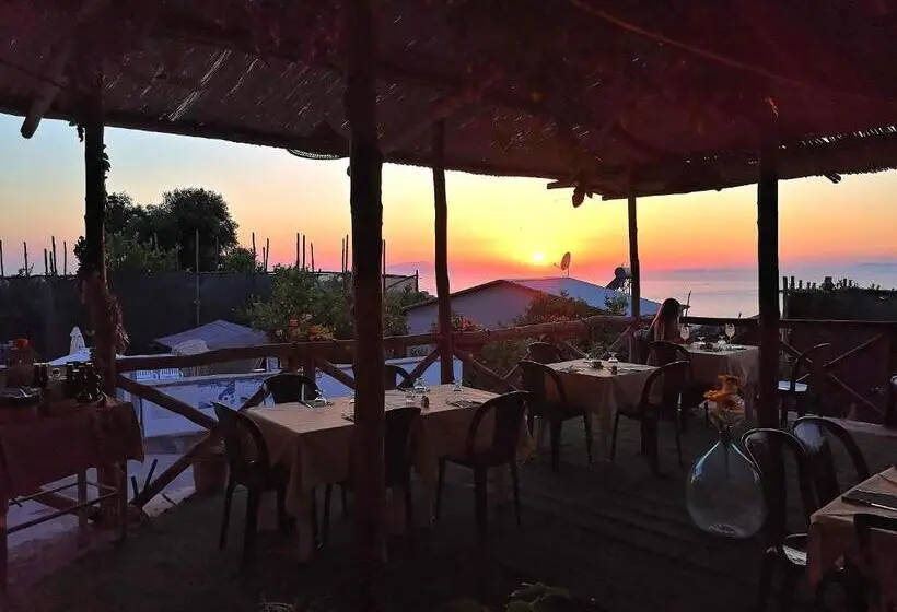 テラス付き１ベッドルームアパートメント, Casale Villa Marzia