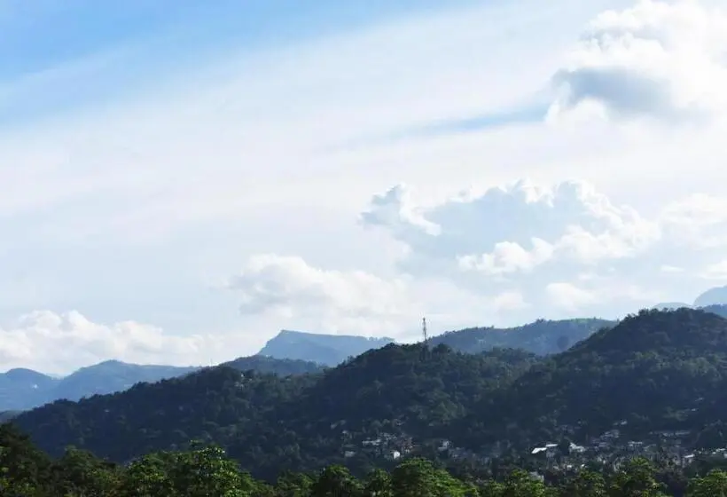 デラックスルーム, Deer Point Hotel Kandy