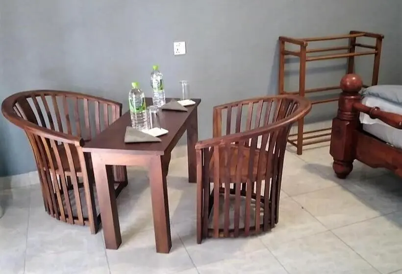 デラックスルーム, Deer Point Hotel Kandy