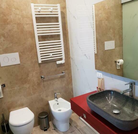 Люкс, Th Luxury Rooms