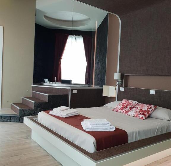 جناح, Th Luxury Rooms