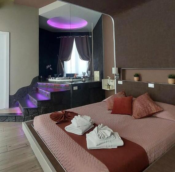 جناح, Th Luxury Rooms