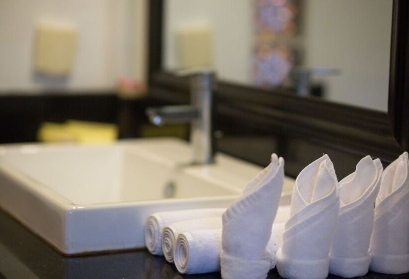 سوییت, Han & Daniel Villa Boutique