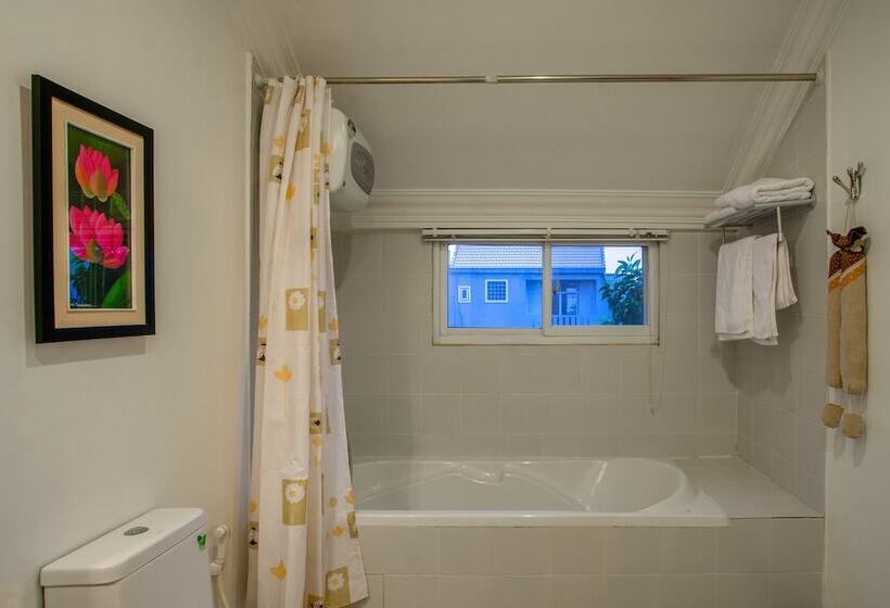 سوییت خانوادگی, Han & Daniel Villa Boutique