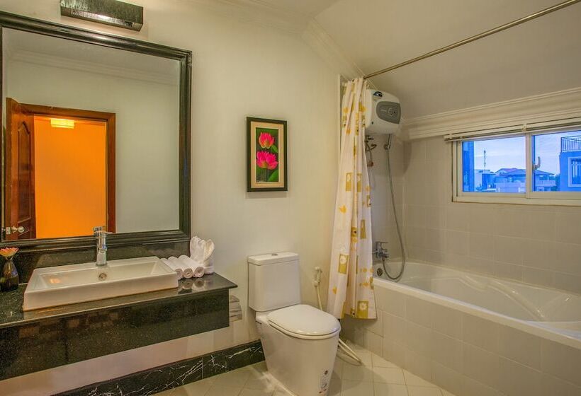 سوییت خانوادگی, Han & Daniel Villa Boutique