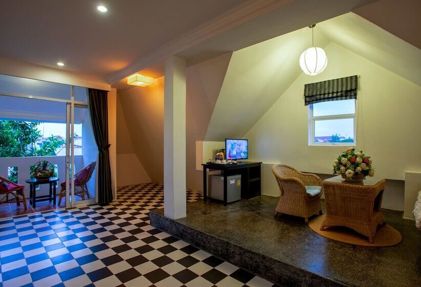 سوییت خانوادگی, Han & Daniel Villa Boutique