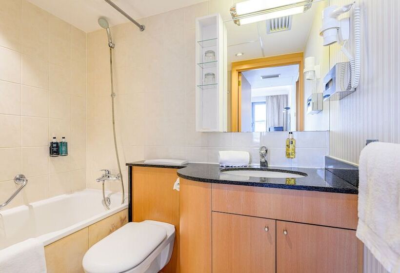 StandaardKamer, B Aparthotel Ambiorix