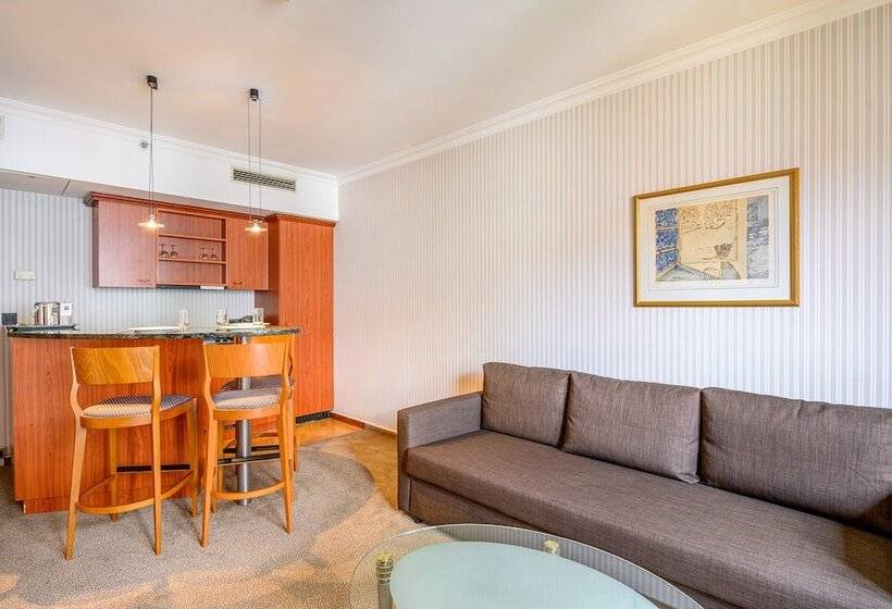 Appartement met 2 Slaapkamers, B Aparthotel Ambiorix