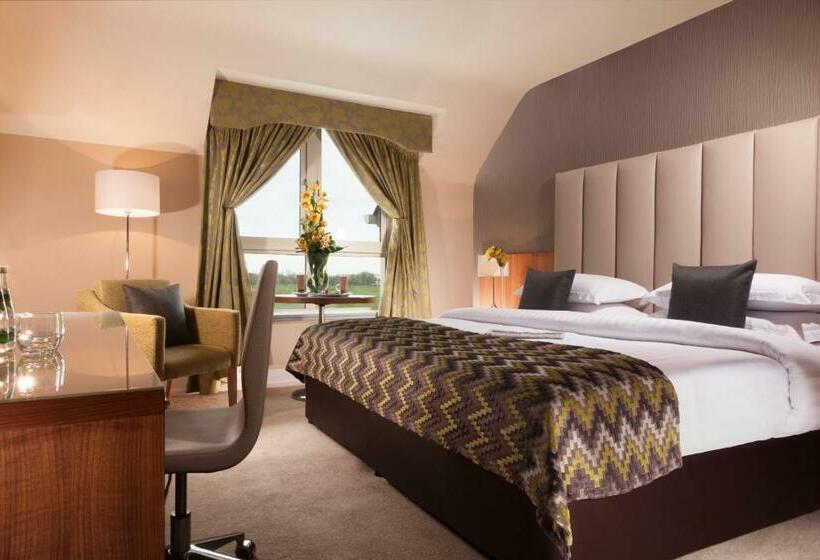 اتاق استاندارد, Castleknock