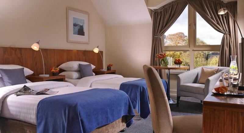 اتاق استاندارد, Castleknock