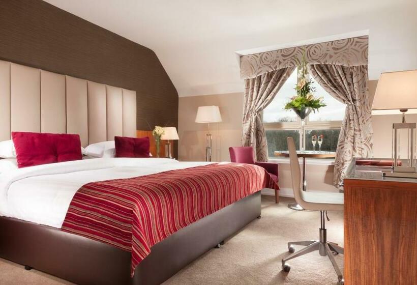 اتاق سوپریور, Castleknock