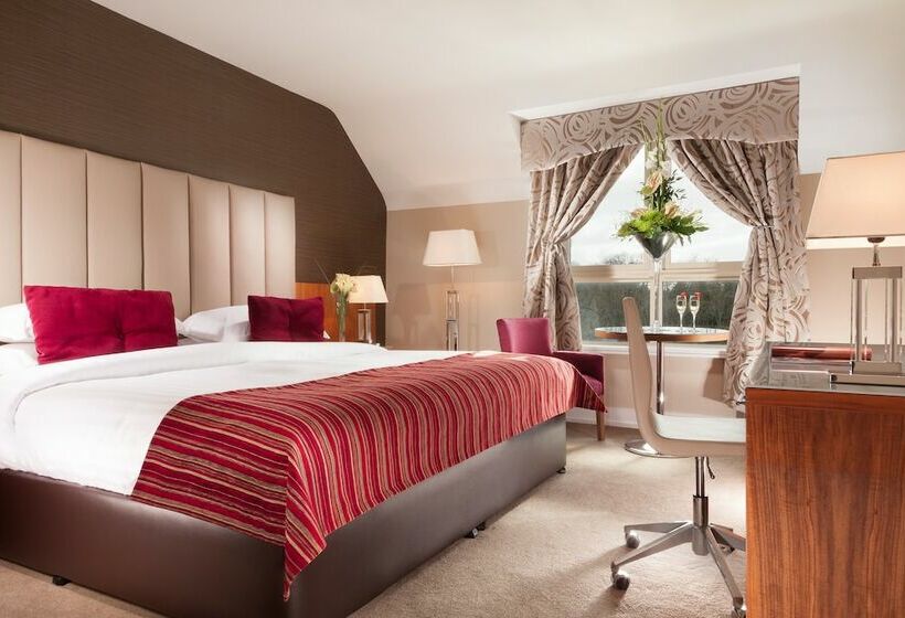 اتاق سوپریور, Castleknock