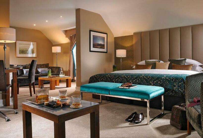 سوییت لوکس, Castleknock