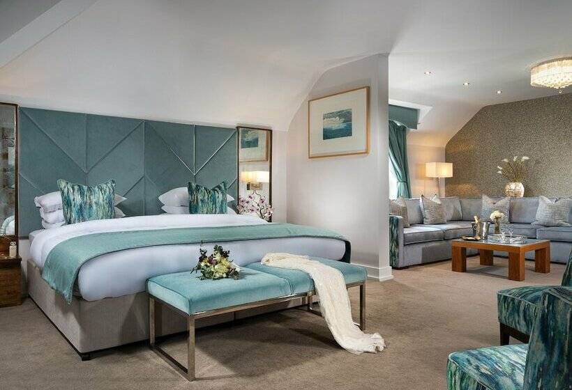 سوییت لوکس, Castleknock