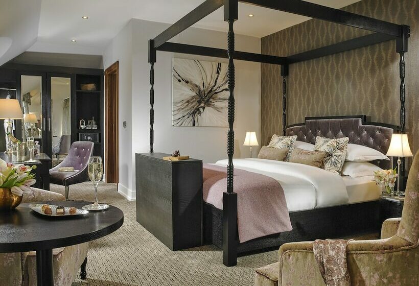 سوییت لوکس, Castleknock