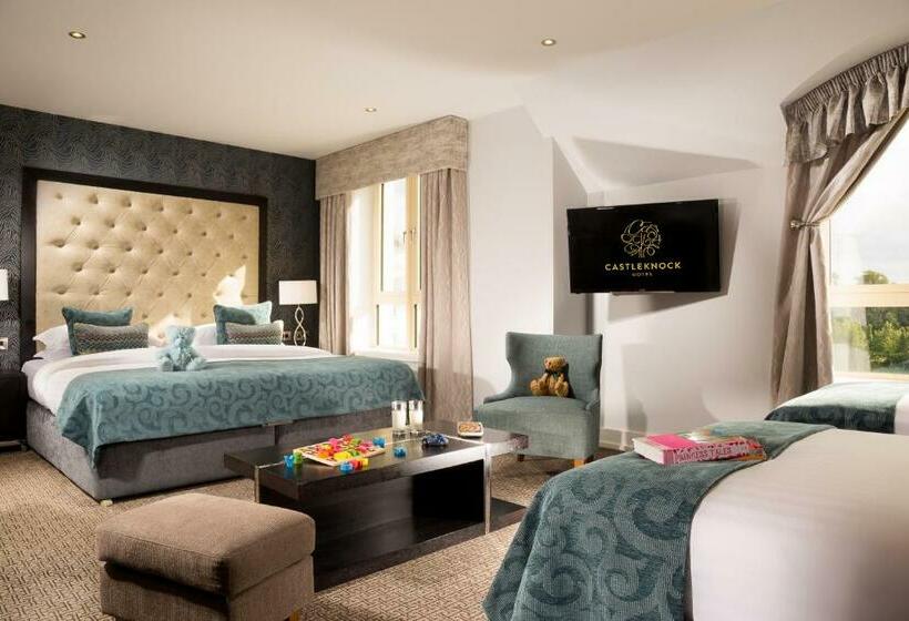 اتاق لوکس خانوادگی, Castleknock