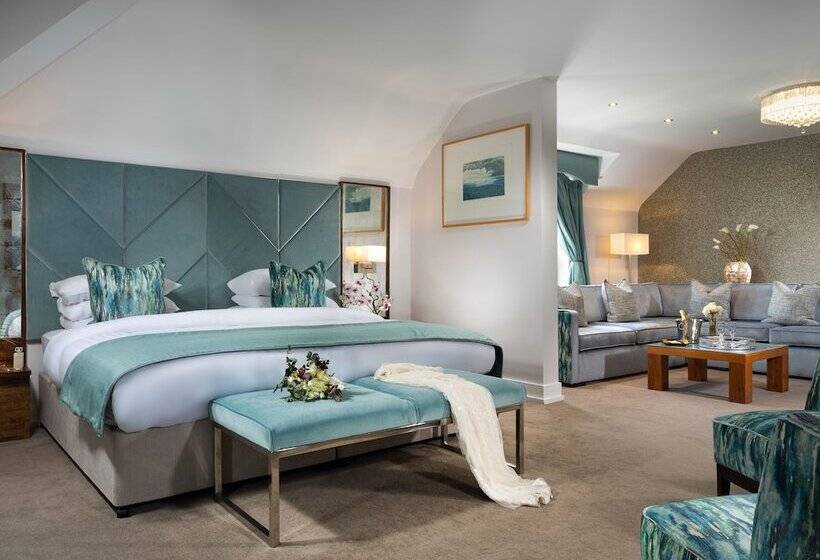 سوییت لوکس, Castleknock