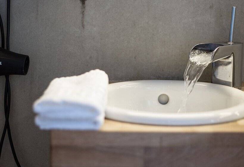 سوییت جونیور, Thingholt By Center Hotels