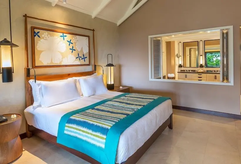 Junior Suite, Constance Lemuria