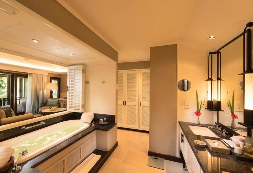 سوییت جونیور, Constance Lemuria