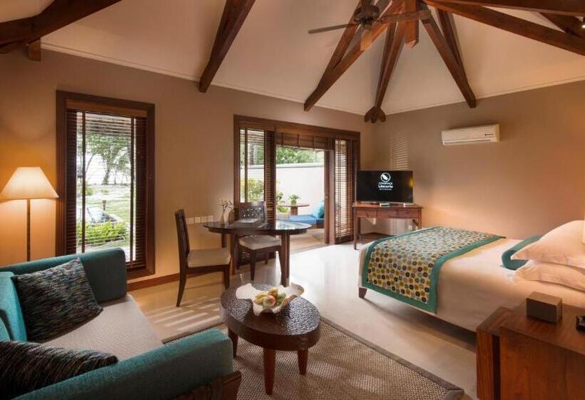 ویلای یک اتاق خوابه با استخر شنا, Constance Lemuria