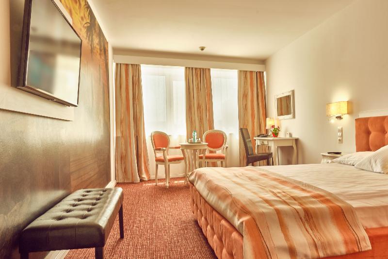 Chambre Deluxe Individuelle, Continental Forum Bucuresti Palatul Parlamentului