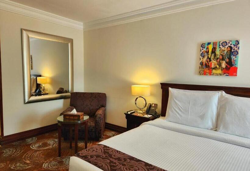 اتاق کلاسیک با تخت دونفره, Mövenpick Hotel Kuwait