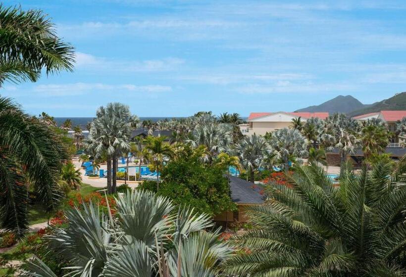 اتاق استاندارد با تخت بزرگ, St. Kitts Marriott Resort & The Royal Beach Casino