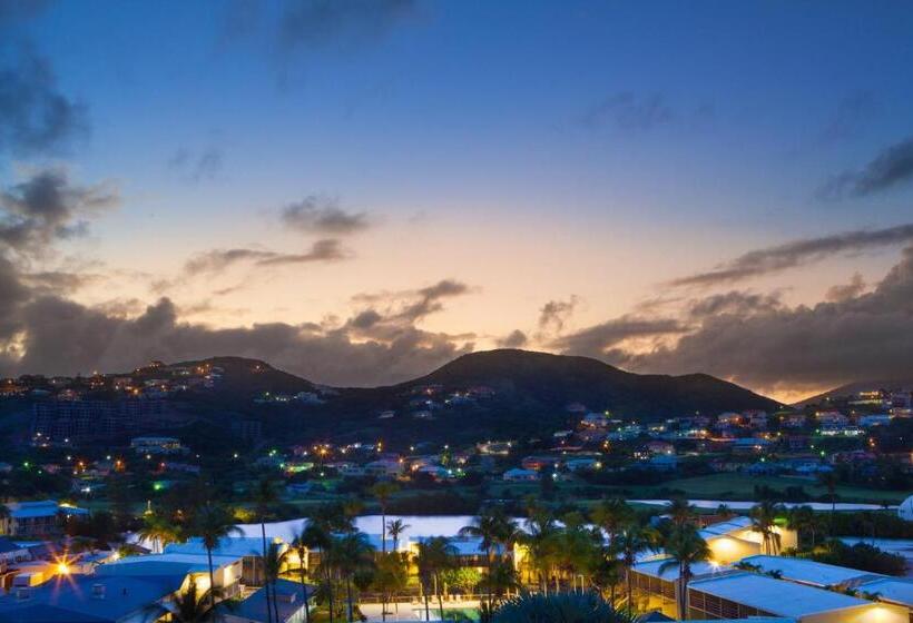 اتاق استاندارد با تخت بزرگ, St. Kitts Marriott Resort & The Royal Beach Casino
