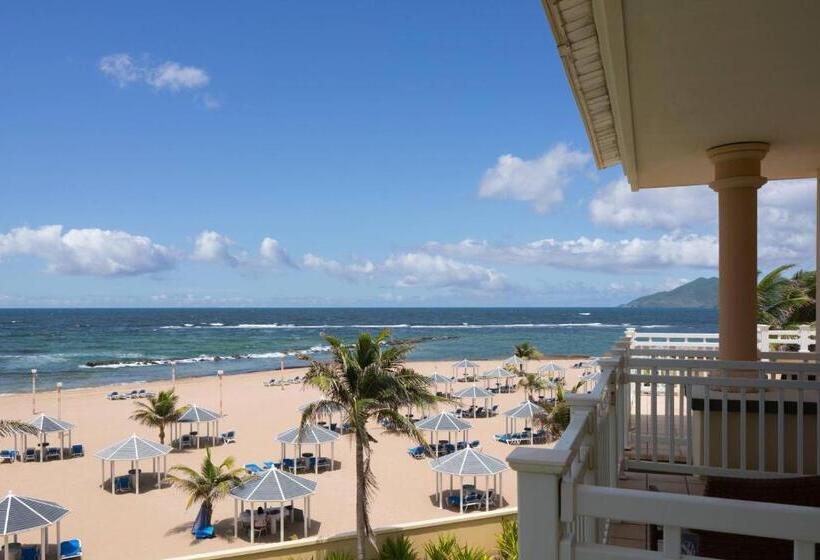 سوئیت با تخت بزرگ, St. Kitts Marriott Resort & The Royal Beach Casino