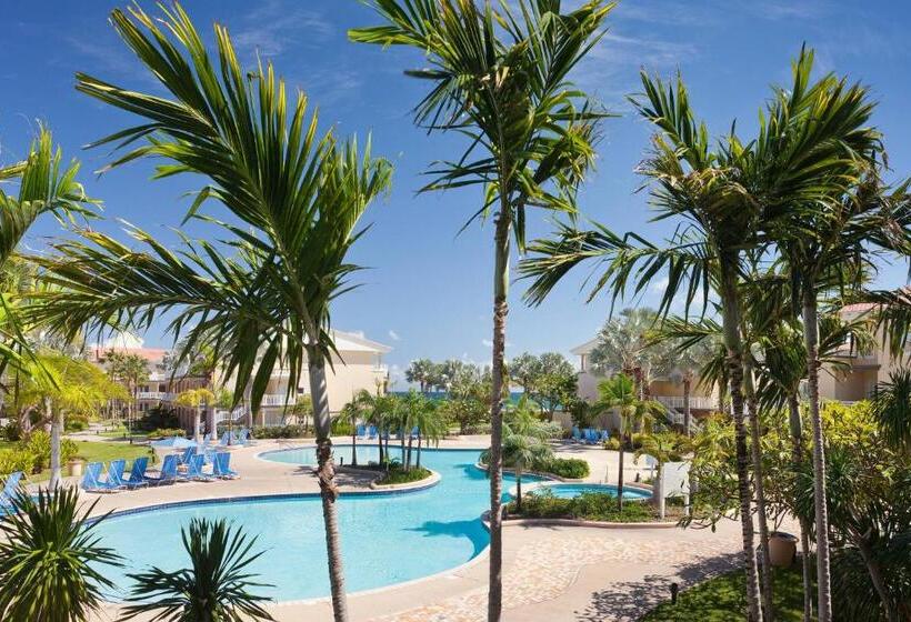 اتاق استاندارد با چشم‌انداز استخر, St. Kitts Marriott Resort & The Royal Beach Casino