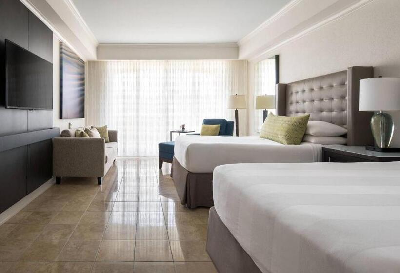 اتاق استاندارد با چشمانداز استخر, St. Kitts Marriott Resort & The Royal Beach Casino