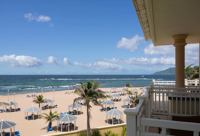 سوییت با چشم‌انداز دریا, St. Kitts Marriott Resort & The Royal Beach Casino